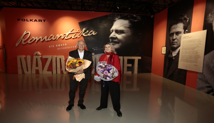 Folkart Gallery'de Nzım Hikmet şiirler ve şarkılarla anıldı