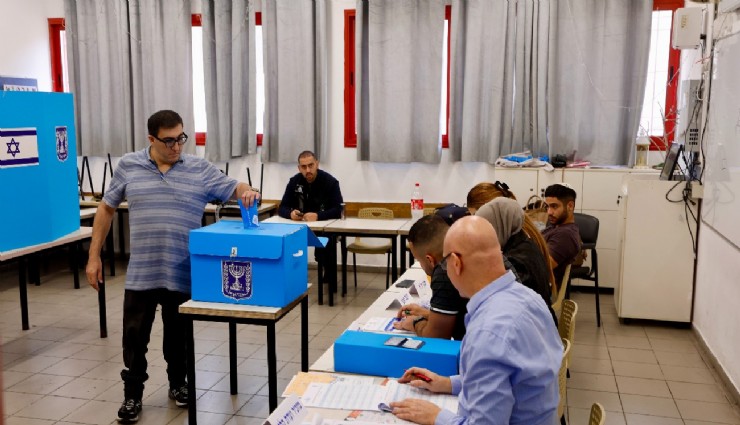 İsrail sandık başında: Netanyahu'nun siyasi geleceği oylanıyor