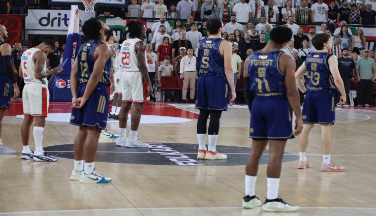Karşıyaka'ya evinde Fenerbahçe engeli