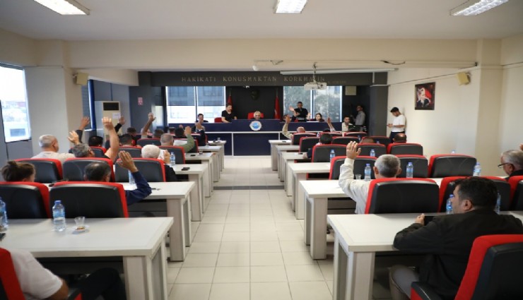 Menderes Belediyesi'nin 2027 yılı bütçesi 3 milyar 350 milyon TL oldu