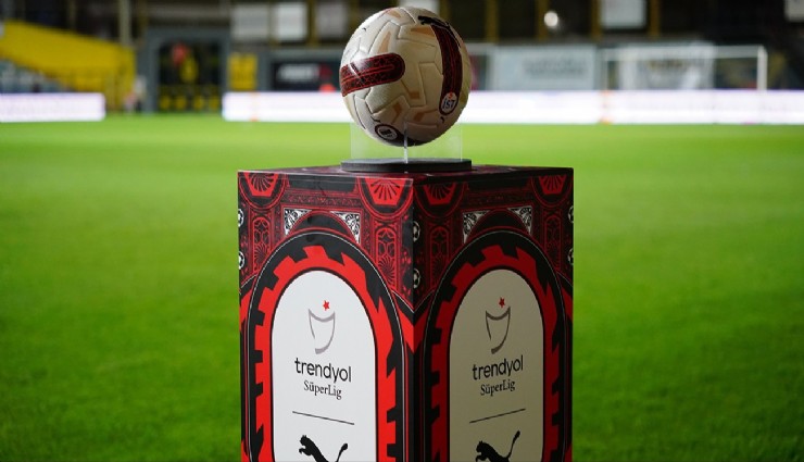 Süper Lig'de 9. haftadan ayrılık rüzgarları: 7 teknik direktörle yollarla ayrıldı