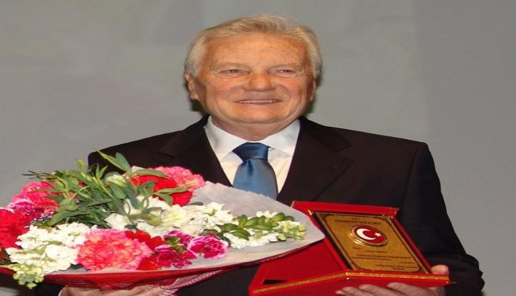Usta oyuncu Göksel Arsoy hayatını kaybetti