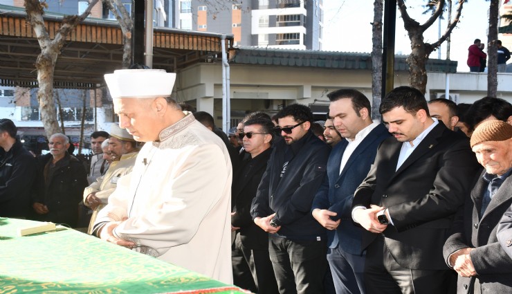 AK Parti Genel Sekreteri İnan'ın babaannesi Hacı Safiye İnan son yolculuğuna uğurlandı