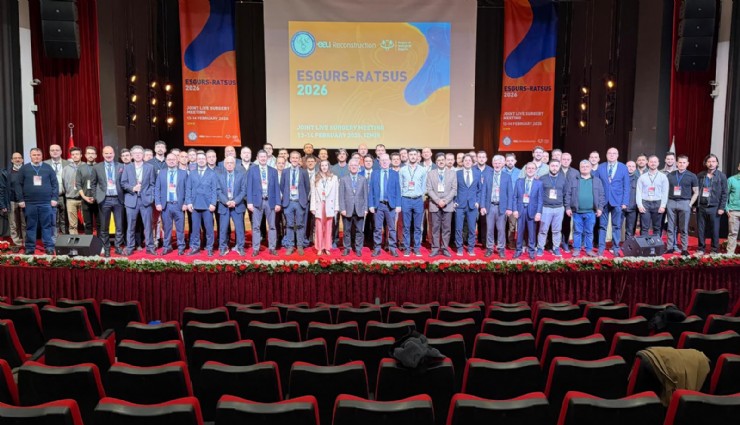 Avrupa'nın ünlü ürologları DEÜ'de canlı cerrahi gerçekleştirdi