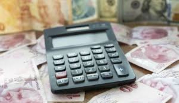 Emekliler Ocak ayı zammı olarak Haziran'da 968 TL, asgari ücretli ise yıl sonunda 1355 TL zam farkı alacak