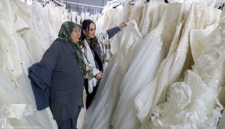 Gelinlik hayali İzmir'de ücretsiz gerçek oluyor