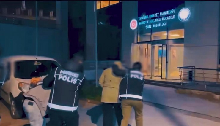 İçişleri Bakanlığı’ndan 75 ilde uyuşturucuya büyük darbe: 958 Kg madde ve 1,2 milyon hap ele geçirildi