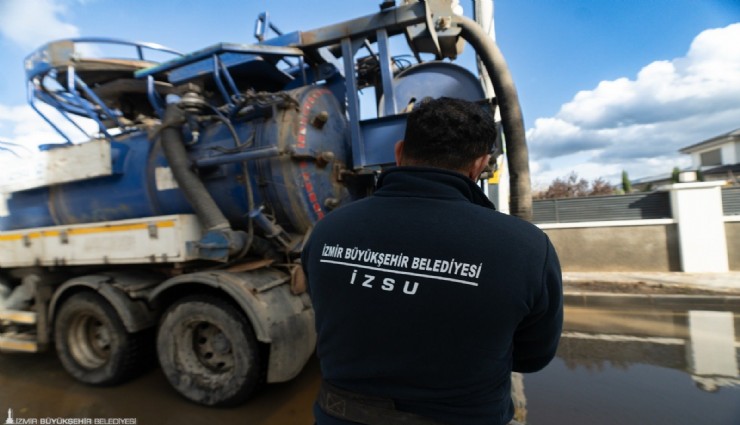 İzmir'de fırtına ve sağanak alarmı: İZSU'dan sel ve su baskınına karşı önlem