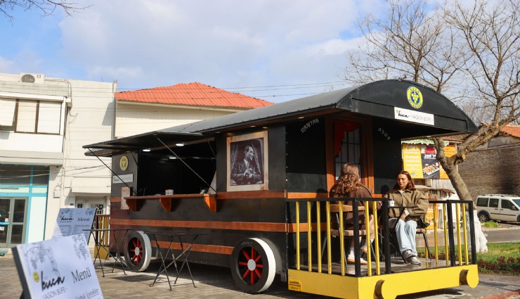 Buca Belediyesi cep dostu büfelerini hizmete açtı