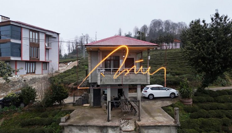 Rize'de Erdoğan'a led ışıklı imza sürprizi