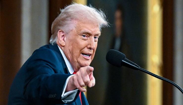 Trump, Hürmüz Boğazı’nı açması için İran’a 48 saat süre verdi