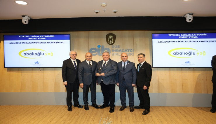 Ege hububat ihracatçıları birliğinde Öztürk yeniden başkan seçildi: 2 milyar dolar hedefi