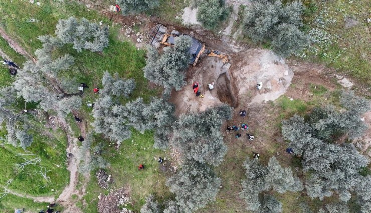 Kaçak kazıda canından oldu