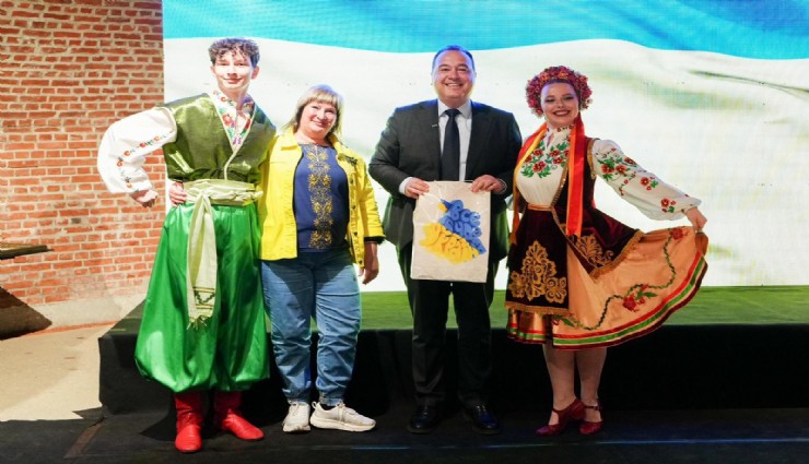 Manisa'da kültür buluşması: Mesir Festivali'nde dünya dansları kardeşlik için sahnede