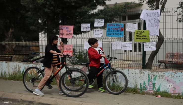 Nöbetçi öğretmen diğer öğrencileri kurtarmak için 'yere yatın' diye bağırmış