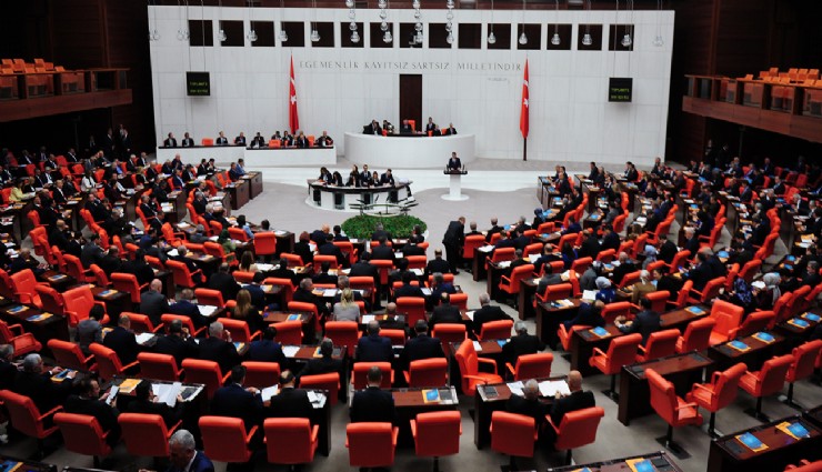 AK Parti'den yeni kanun teklifi