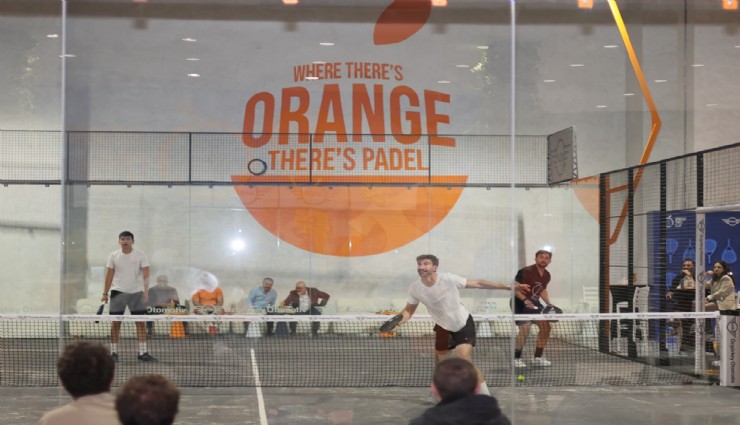 İzmir'de padelde dev yatırım: Orange Padel Westpark kapılarını açtı
