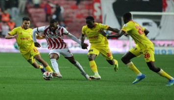 Samsunspor'a farklı mağlup oldular: Göztepe Avrupa kapısından döndü: 3-0