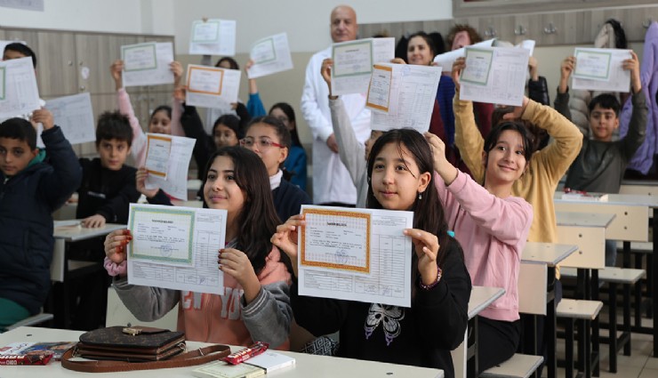 18 milyon öğrenci yarın karne alıyor: Yaz tatili başlıyor