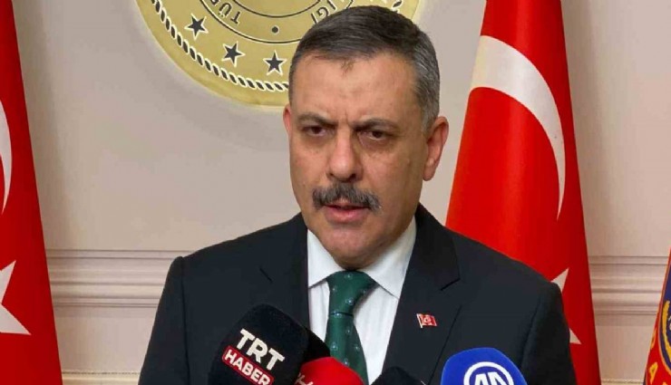 Bakan Çiftçi: Yıl sonuna kadar tüm sokak köpekleri barınaklara alınacak