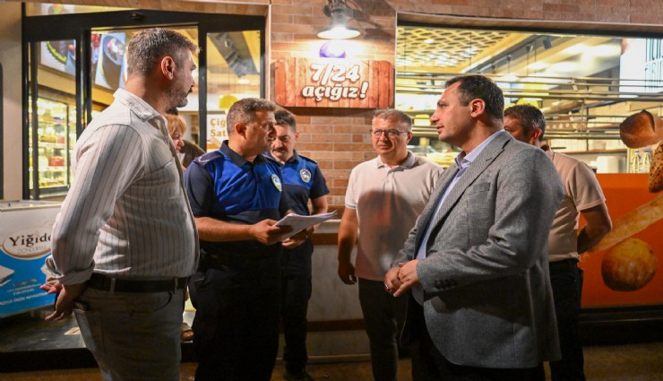 Bornova’da gece mesaisi: Fırınlar sabaha kadar denetlendi
