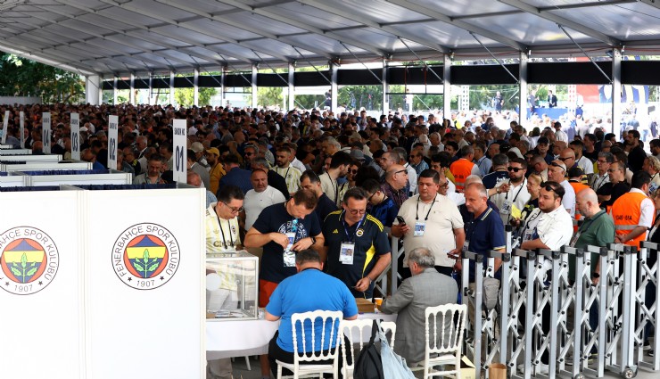Fenerbahçe'de oy kullanma işlemi başladı