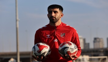 Karşıyaka, Erhan Öztürk ile yeniden anlaştı