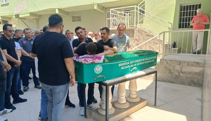 Mezuniyete giderken otobüs kazasında ölen Zehra gözyaşlarıyla uğurlandı