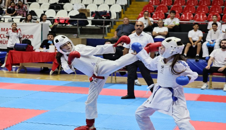 ANALİG'de karate heyecanı Manisa'da başladı