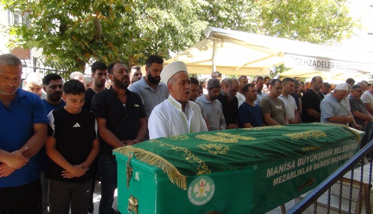 Cinayete kurban giden baba ve oğluna acı veda