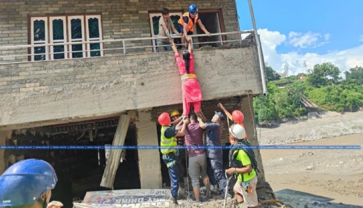 Nepal’deki sel felaketinde can kaybı 676’ya yükseldi