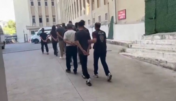 Rojin Kabaiş, Hiranur Nilgün Aygar ve Kıvanç Uman'ın ailelerini hedef alan siber zorbalara operasyon
