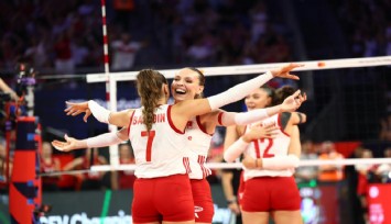 Almanya'yı 3-1 mağlup ettiler: Filenin Sultanları yarı finalde