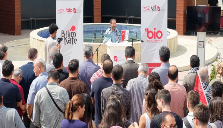İKÇÜ'de Gazze için güçlü dayanışma