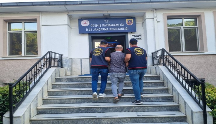 İzmir'de 8 yıl hapisle aranan firari yakalandı