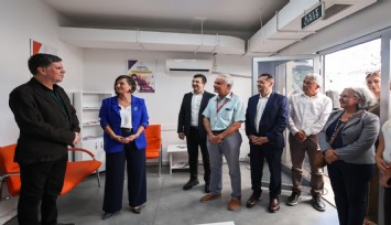 Karabağlar'da Gönüllü Danışmanlık ve Test Merkezi açıldı