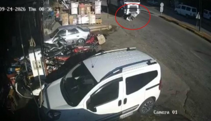 Manisa'da çöp kamyonu işçiye çarptı: 20 yaşındaki genç hayatını kaybetti