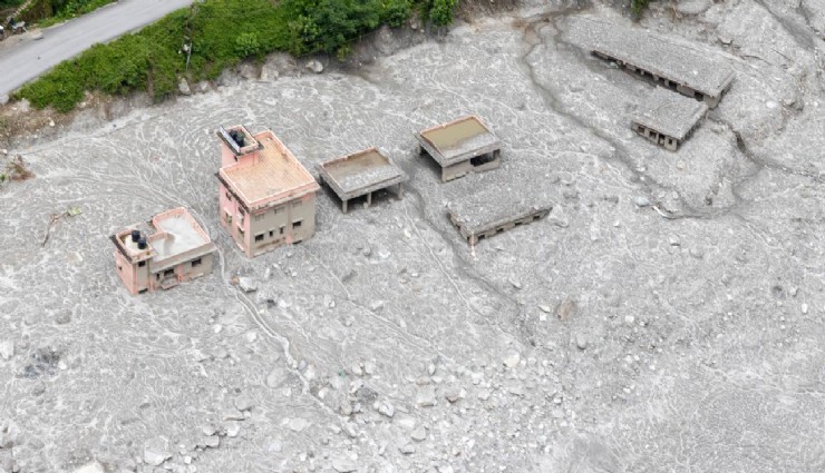 Nepal'deki sel felaketinde can kaybı bin 344'e yükseldi