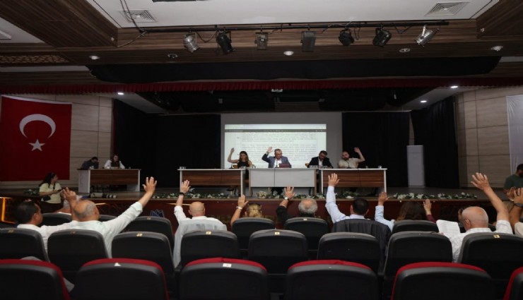 Yunusemre Meclisi'nde 42 madde karara bağlandı: Spil'e doğal gaz, iki mahalleye sağlık merkezi